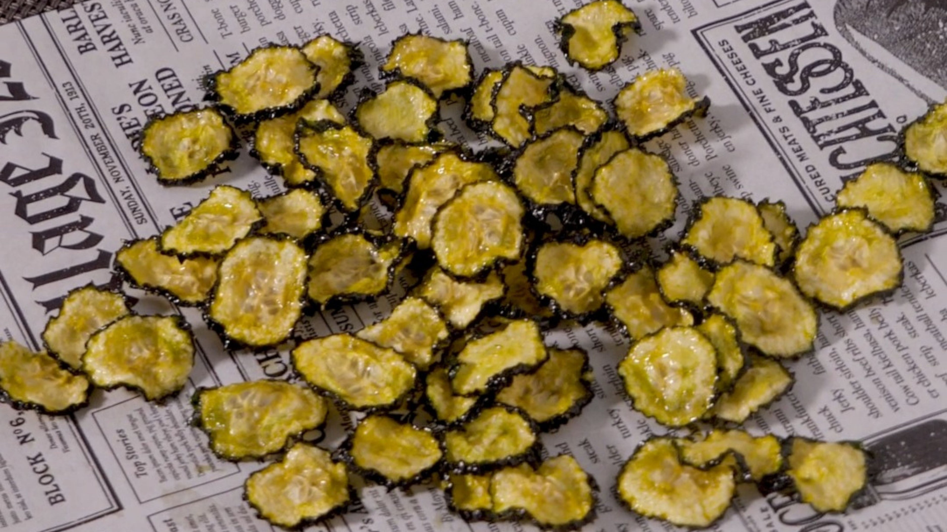 HOW TO MAKE BAKED CUCUMBER CHIPS WITH SALT AND VINEGAR FLAVOR Crownful