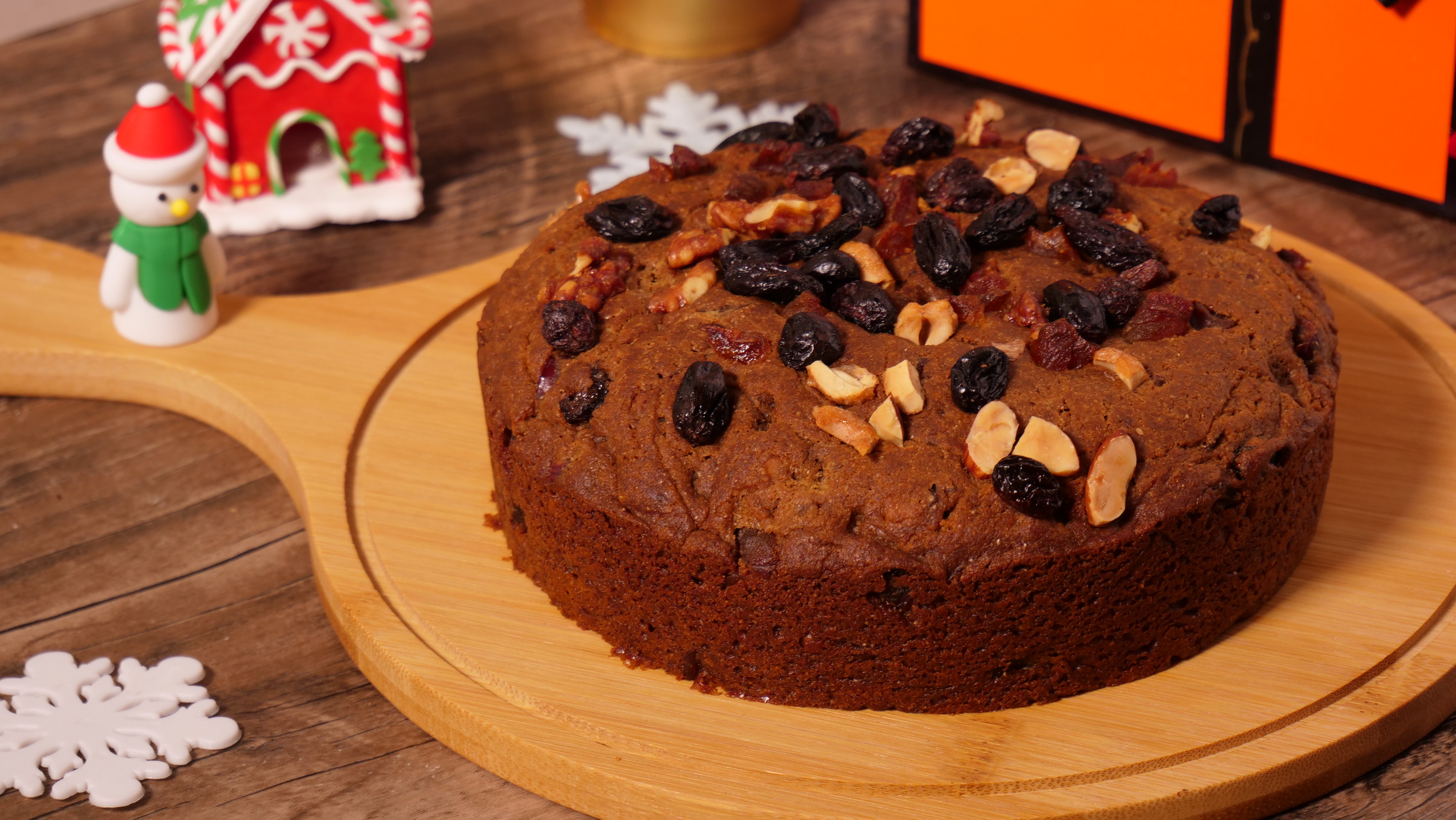 HOW TO MAKE WUPER MOIST EGGLESS WHOLE WHEAT CHRISTMAS CAKE – Crownful